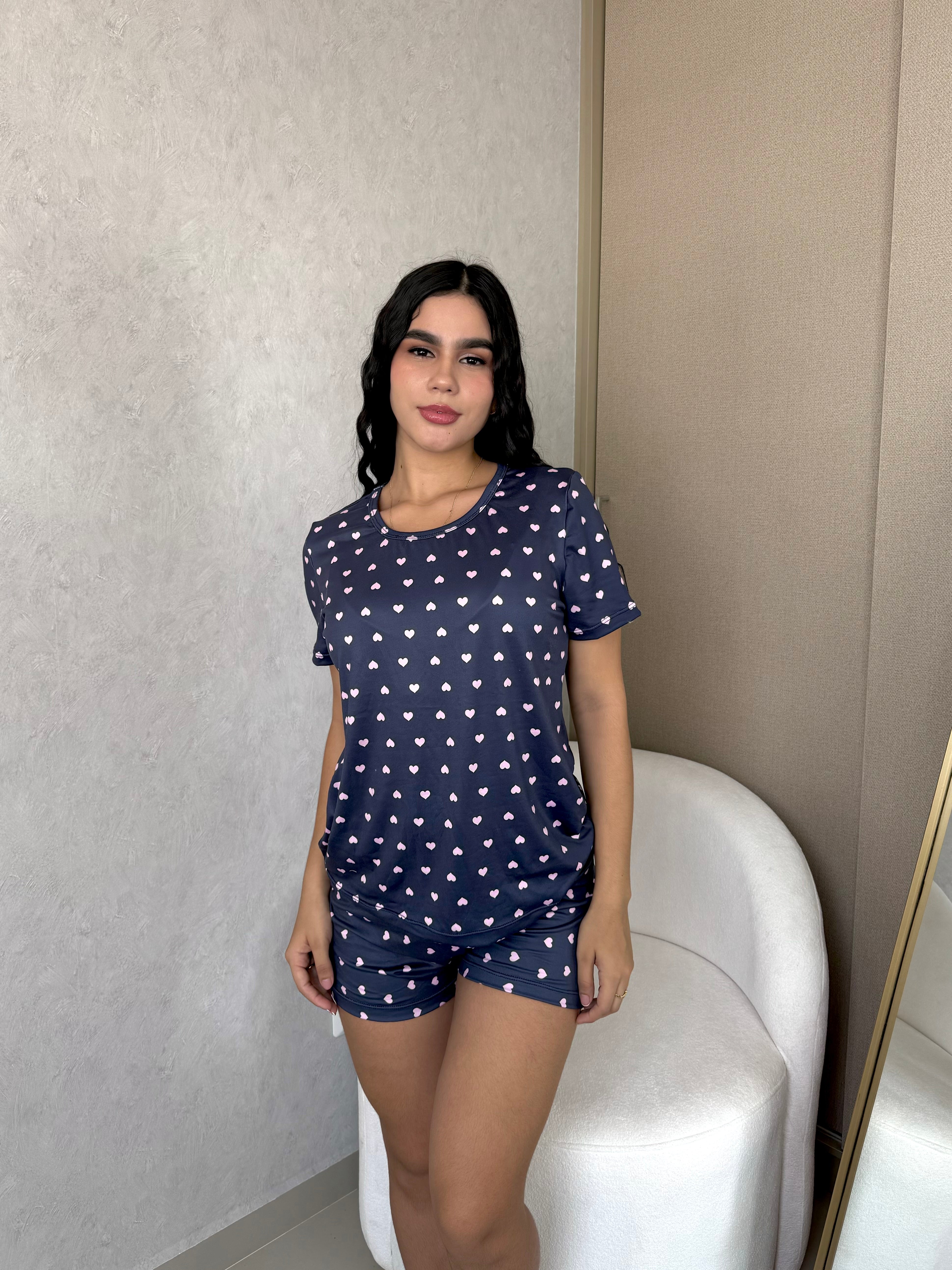 Pijama Referencia Total Estampado Azul Oscuro Corazones Rosa