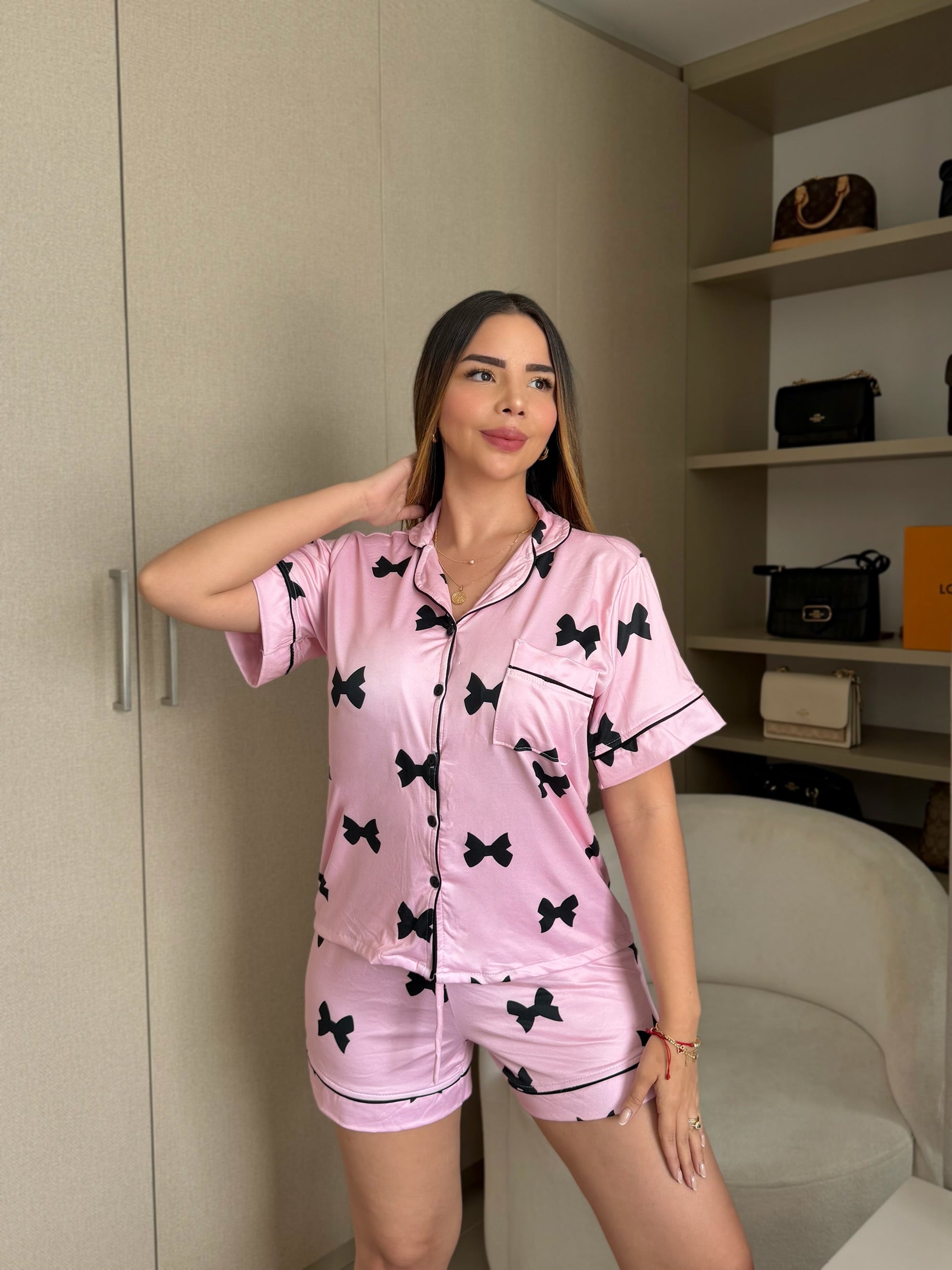 Pijama Referencia Botones Lazos Rosa