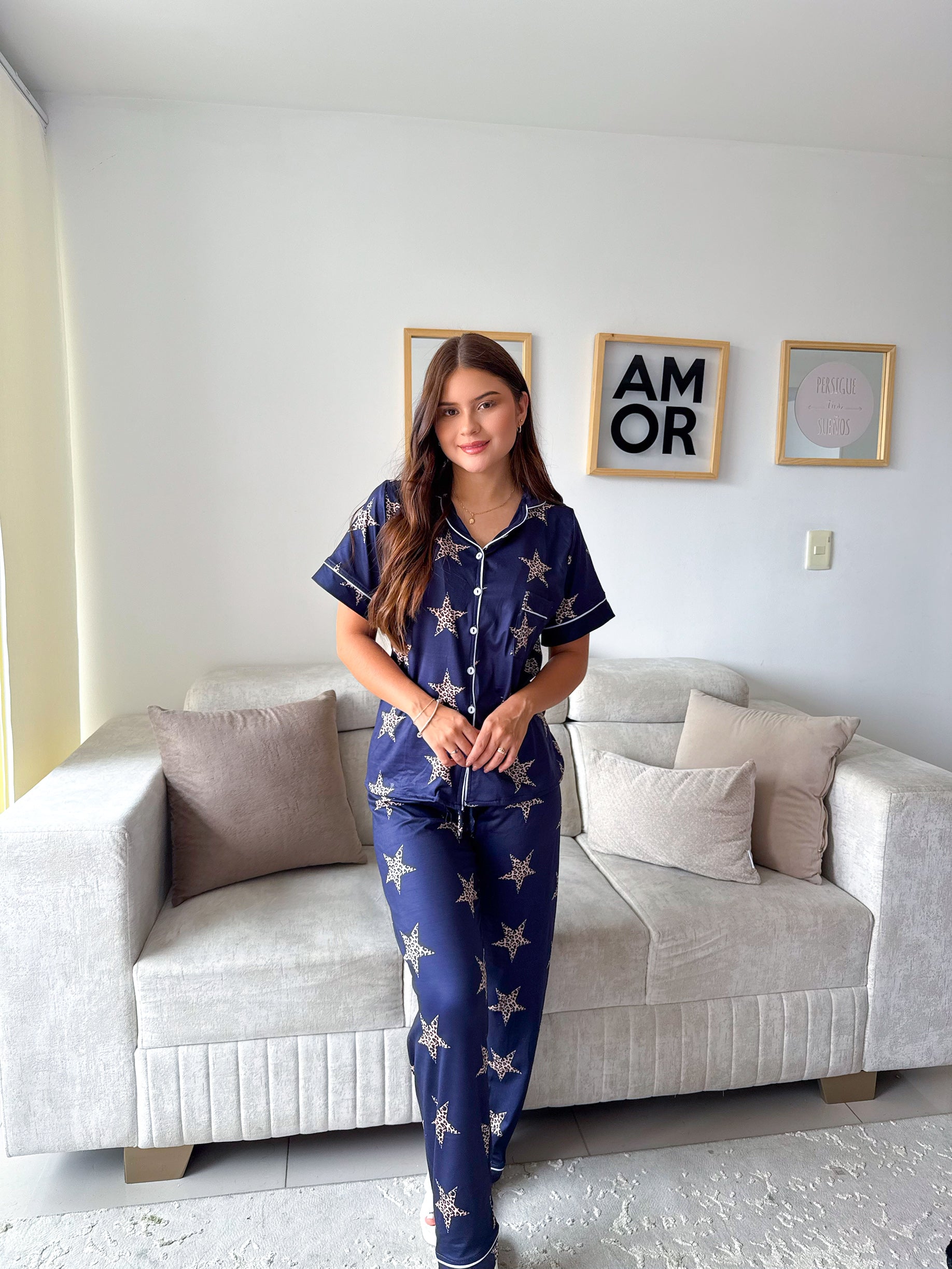 Pijama botones pantalón largo estrellas print