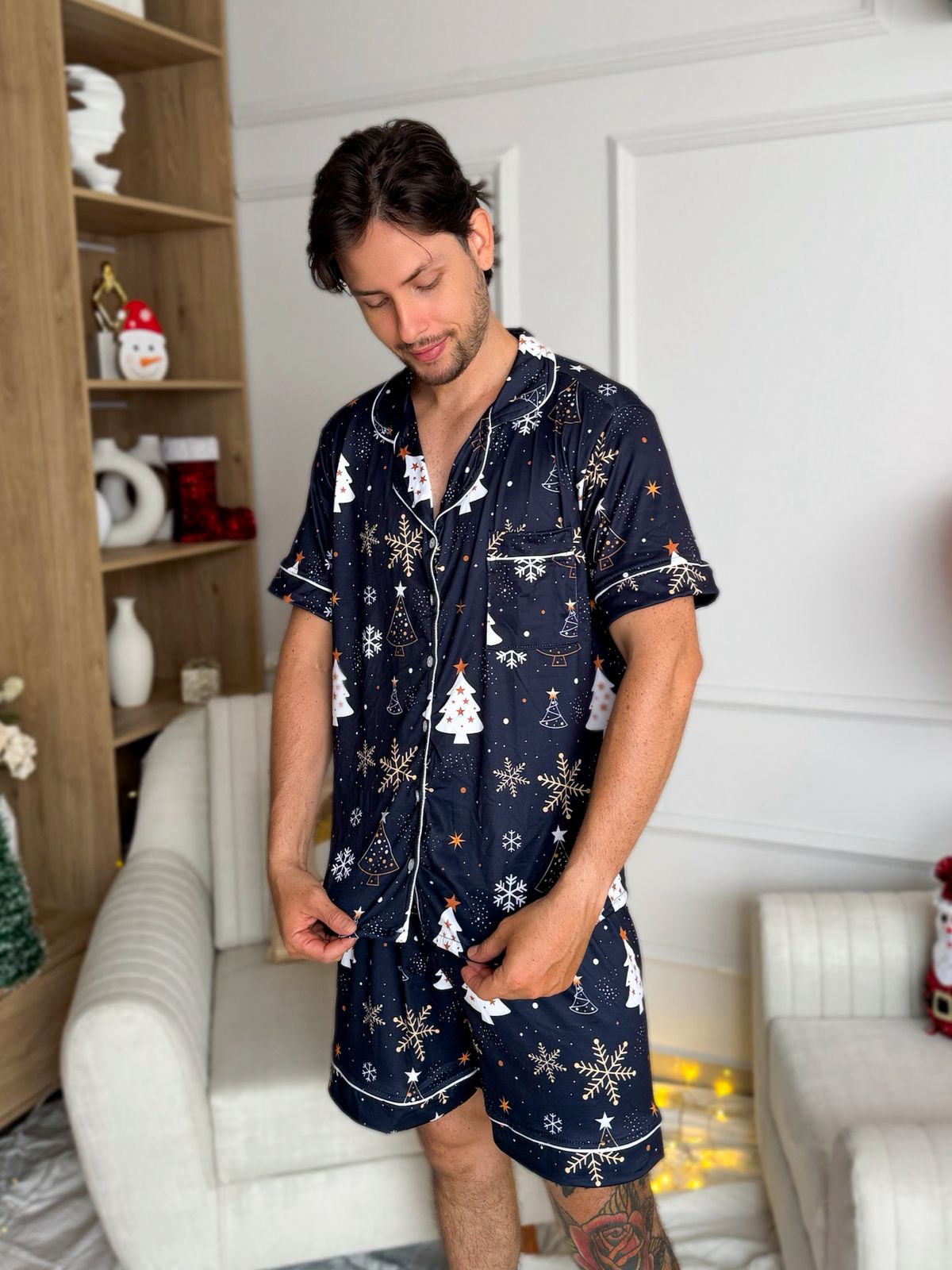 Pijama navideña de CABALLERO botones PANTALONETA referencia ARBOL NAVIDAD AZUL