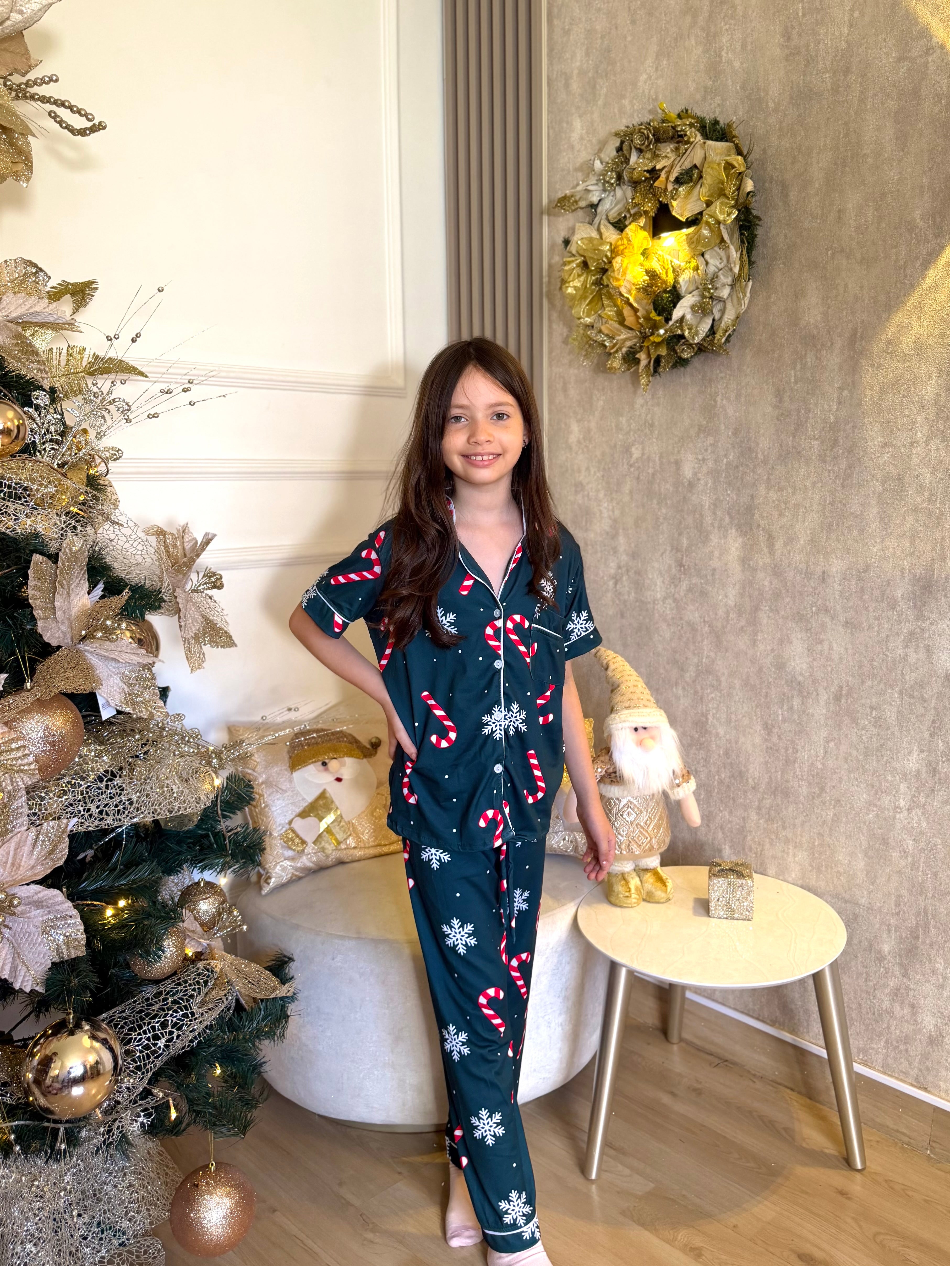 Pijama Navideña de Niños botones Pantalón  referencia Verde Navideño