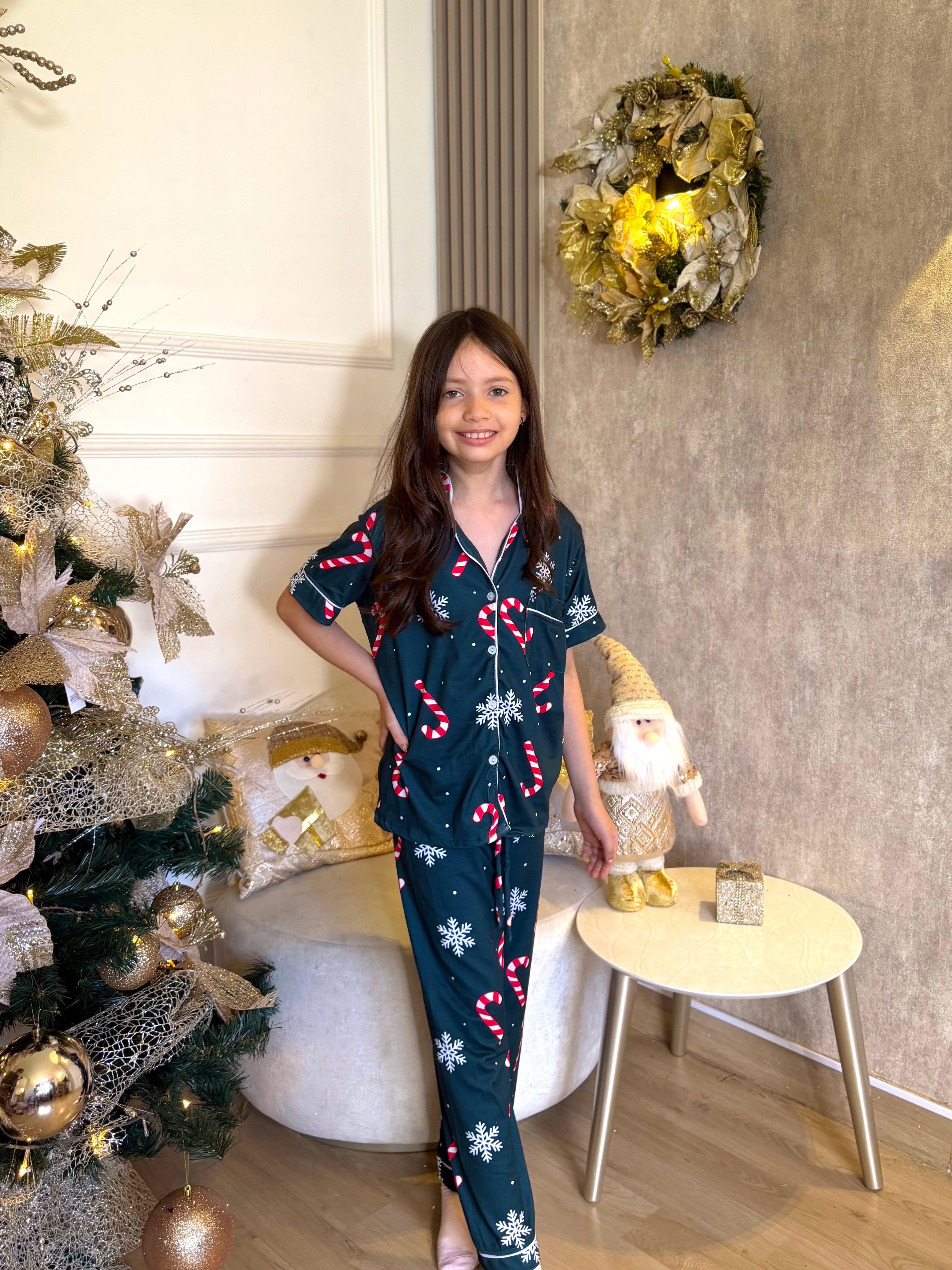Pijama Navideña de Niños botones Pantalón  referencia Verde Navideño