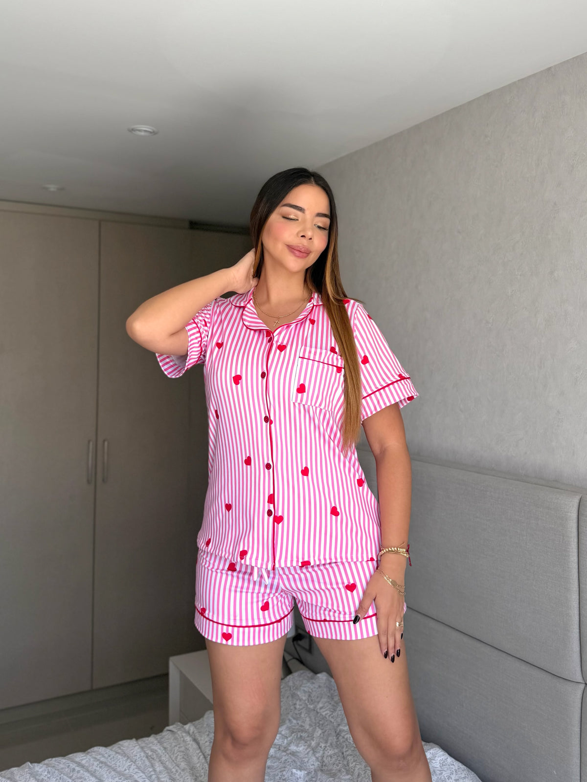 Pijama Referencia Botones Short Corazón Rayas