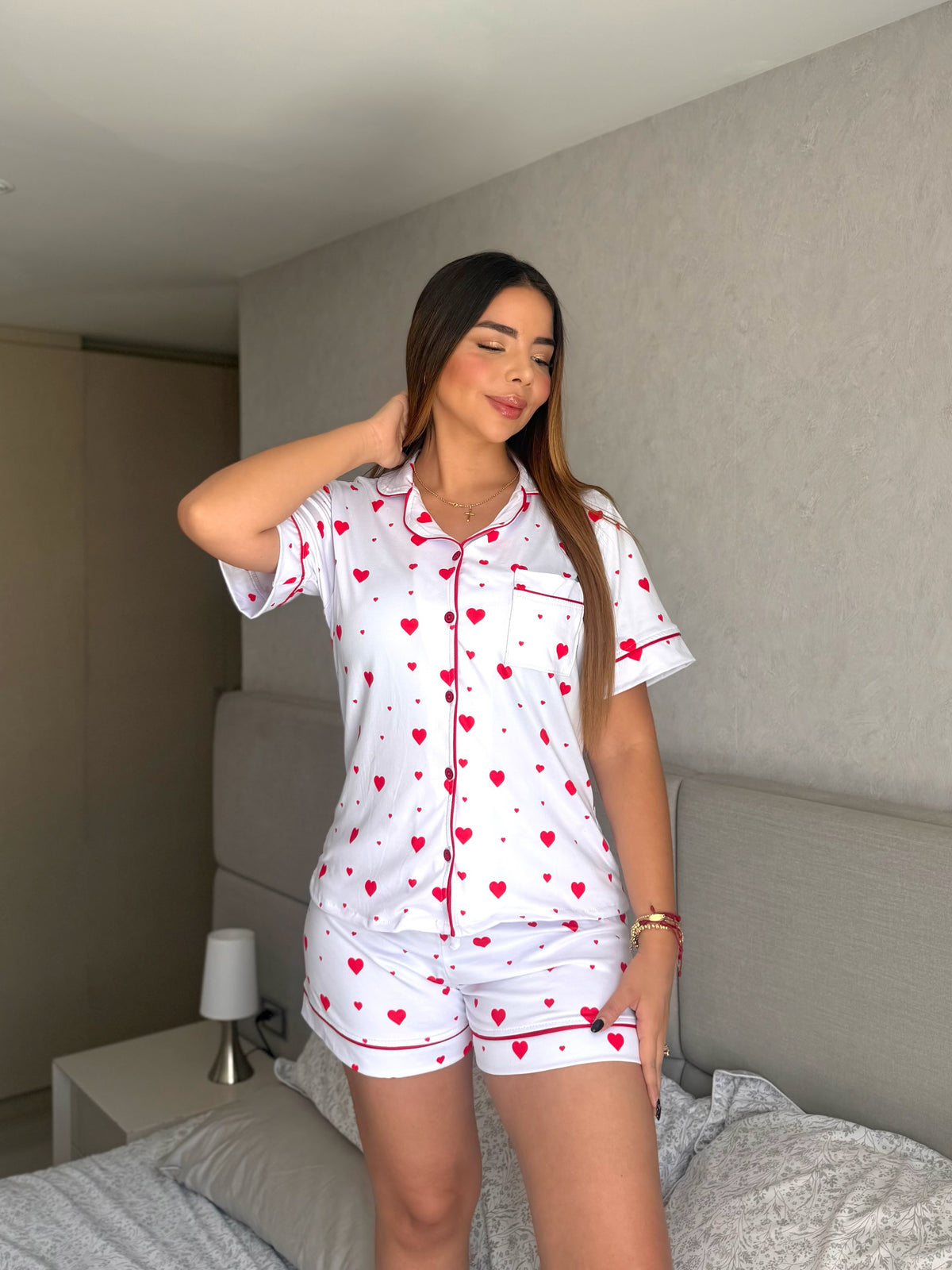 Pijama Referencia Botones Short Corazón Rojito