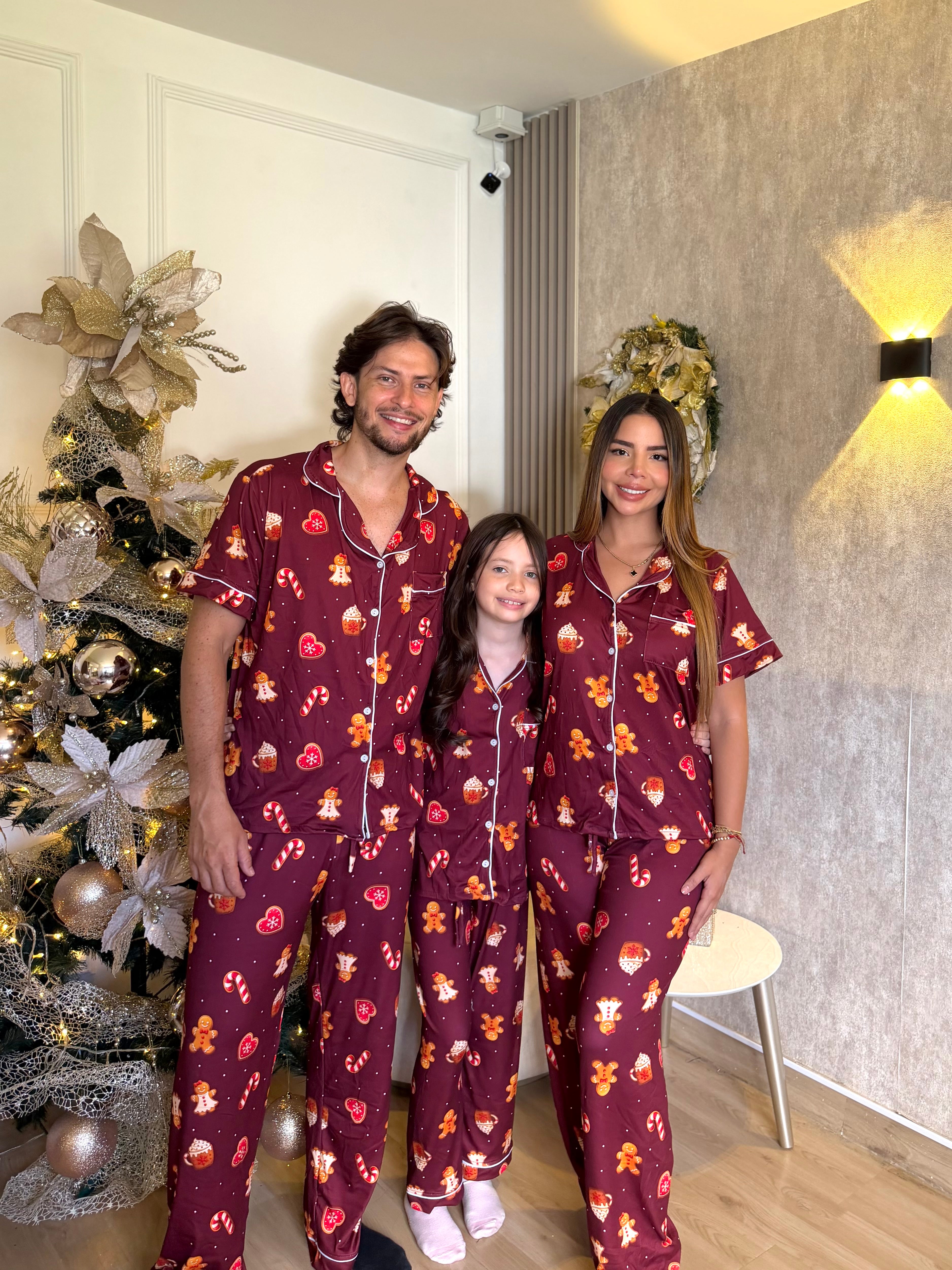 Pijama Navideña de Niños botones Pantalón  referencia Vino Navidad