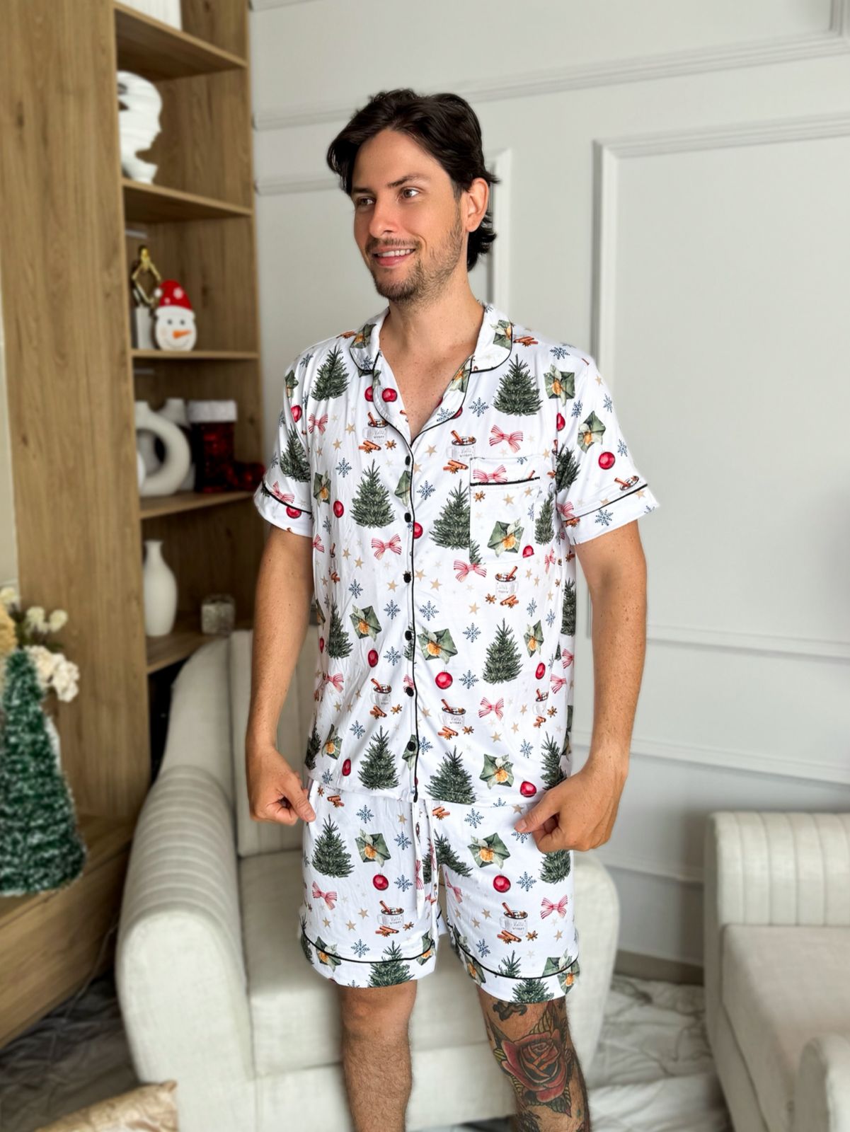 Pijama navideña de CABALLERO botones PANTALONETA referencia ARBOL NAVIDAD